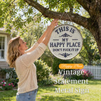 ✨Lugar Feliz – Placa de metal vintage com estampado marcante