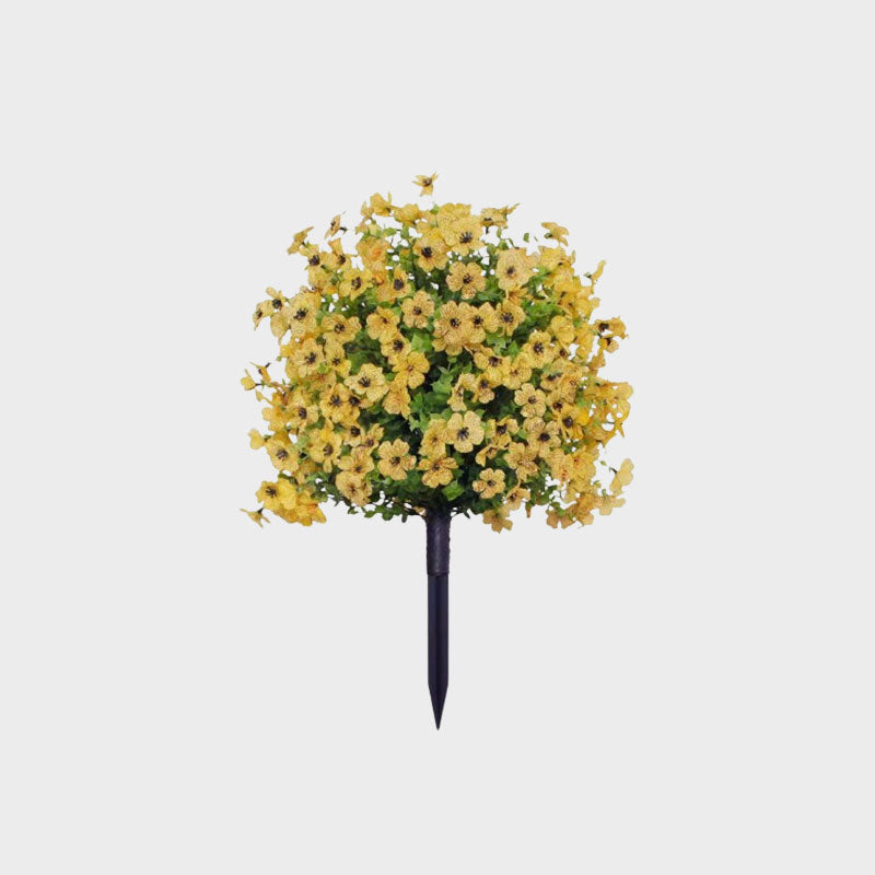 Decoração floral artificial de eucalipto e violeta para inserção no solo.