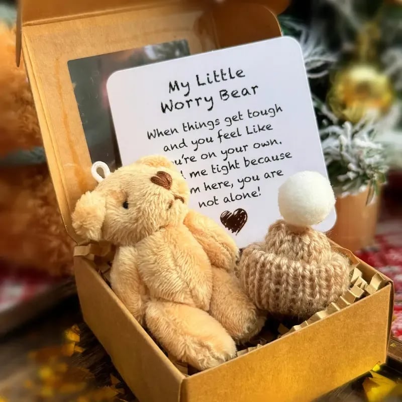 (Køb 1 få 1 gratis) Mini plysbamse i æske