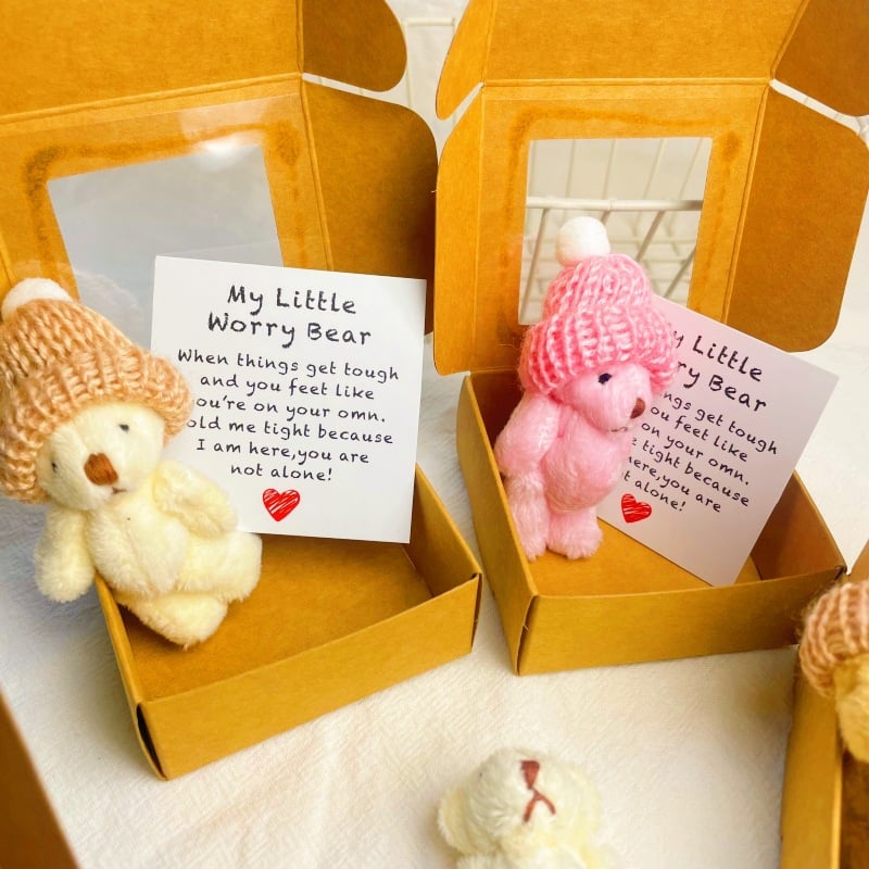 (Køb 1 få 1 gratis) Mini plysbamse i æske